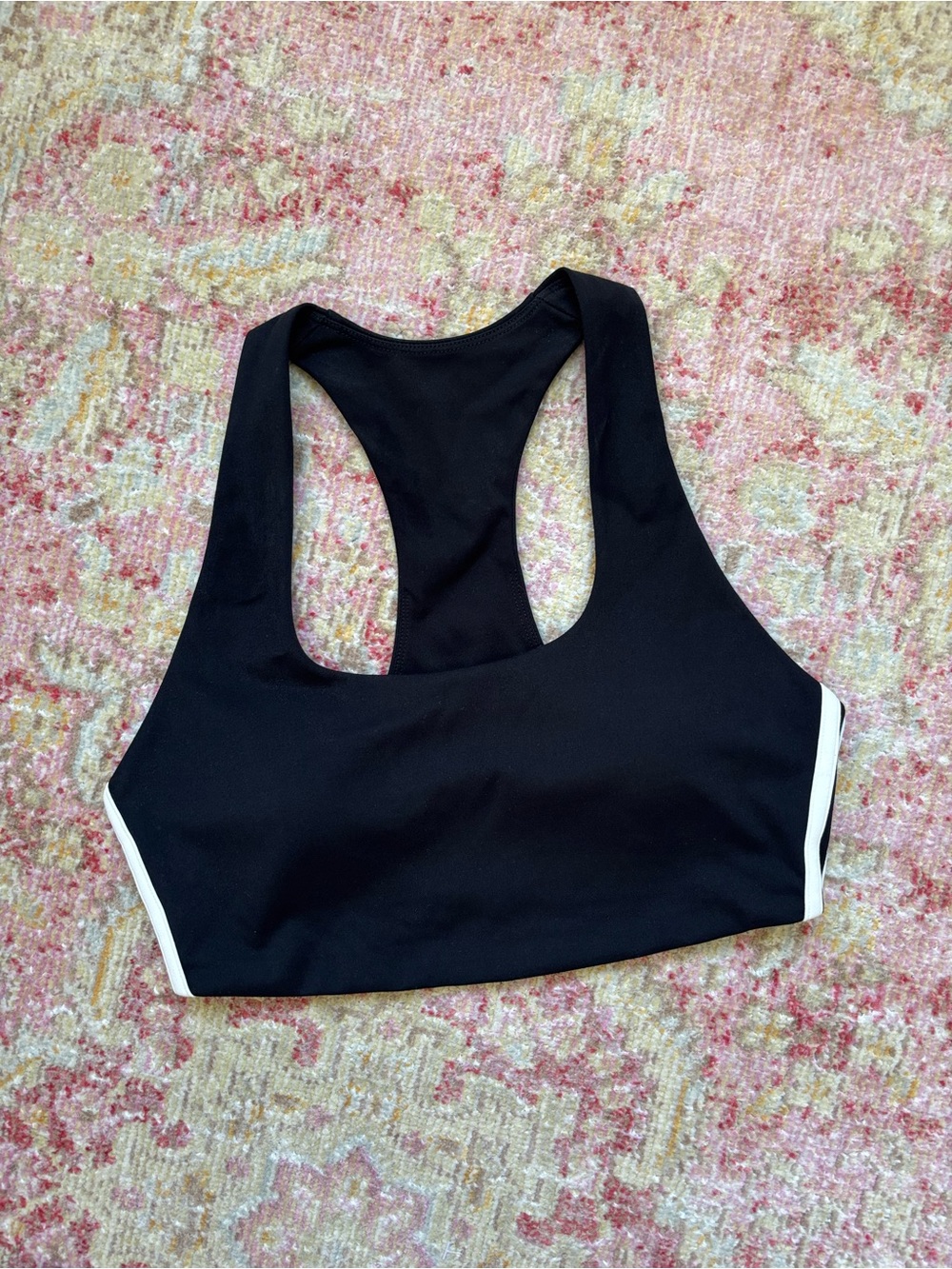 NWOT \\ active bra top with side stripes